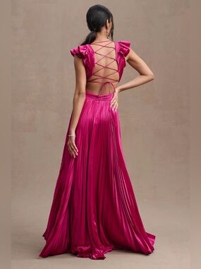 MAC DUGGAL
Pleated Flutter-Sleeve Deep-V Lace-Up Gown
